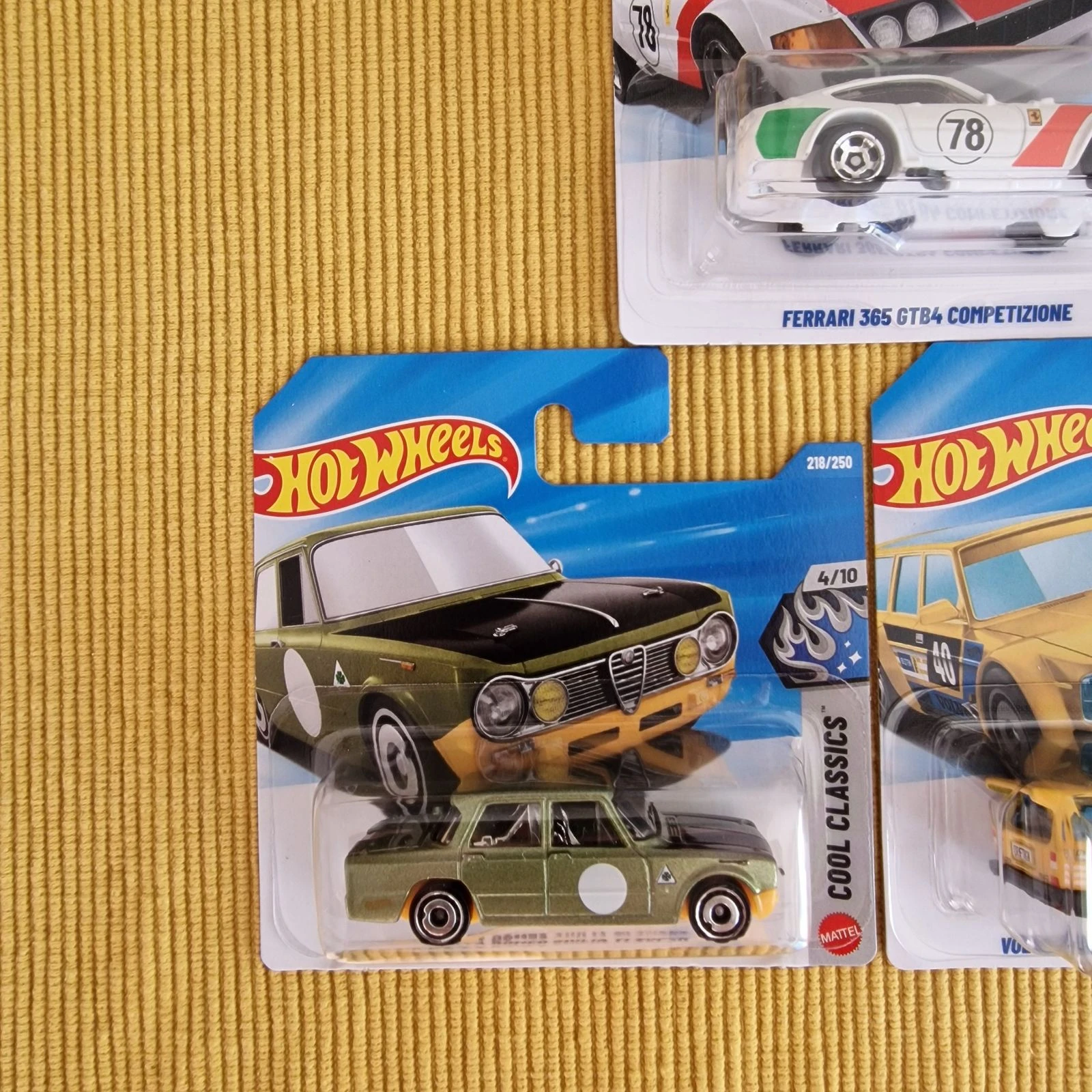 Hot Wheels Ferrari, Volvo, Alfa – photo 2
